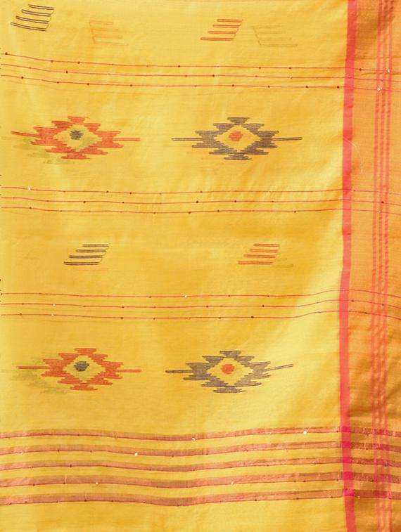 women self design handloom saree with blouse - 22043486 -  Standard Image - 1
