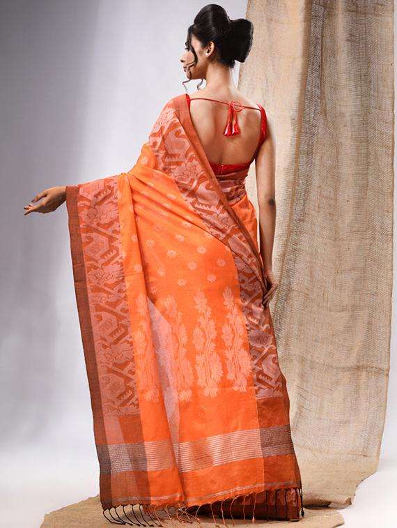 women self design handloom saree with blouse - 22043489 -  Standard Image - 1