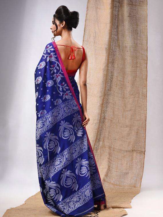 women self design handloom saree with blouse - 22043496 -  Standard Image - 1