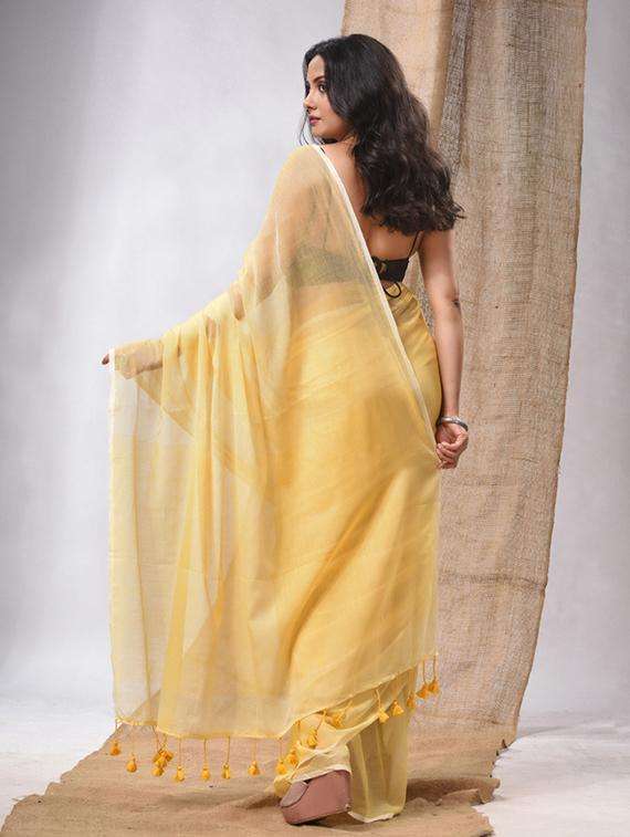 women solid handloom saree - 22043528 -  Standard Image - 1
