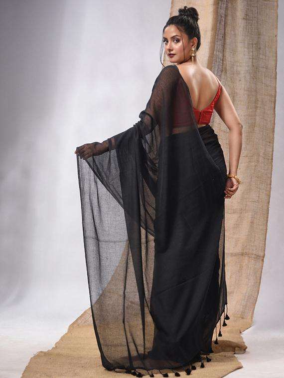 women solid handloom saree - 22043532 -  Standard Image - 1