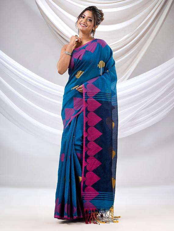 women self design handloom saree with blouse - 22043571 -  Standard Image - 1