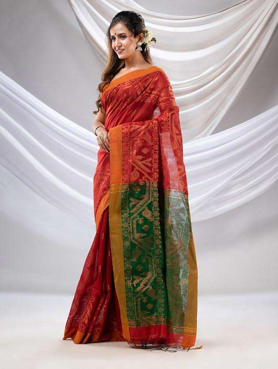 women self design handloom saree with blouse - 22043583 -  Standard Image - 1