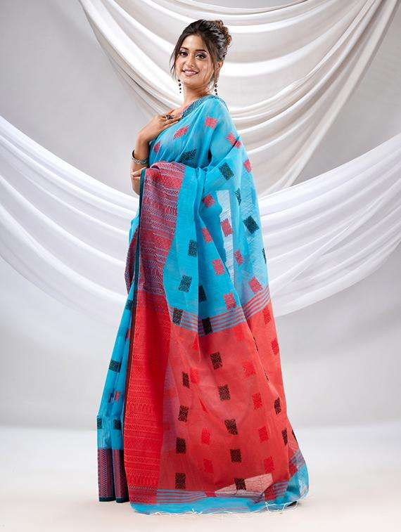 women self design handloom saree with blouse - 22043588 -  Standard Image - 1