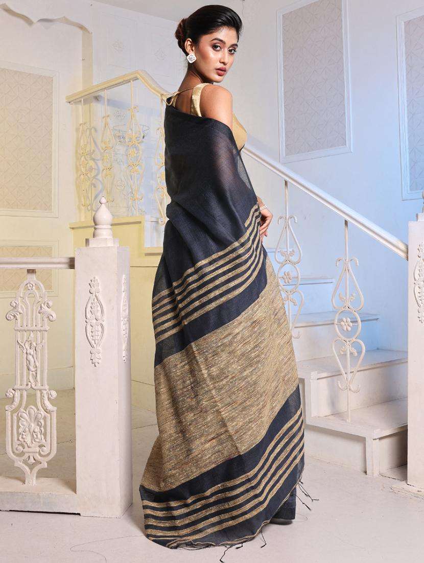 women solid handloom saree with blouse - 22043608 -  Standard Image - 1