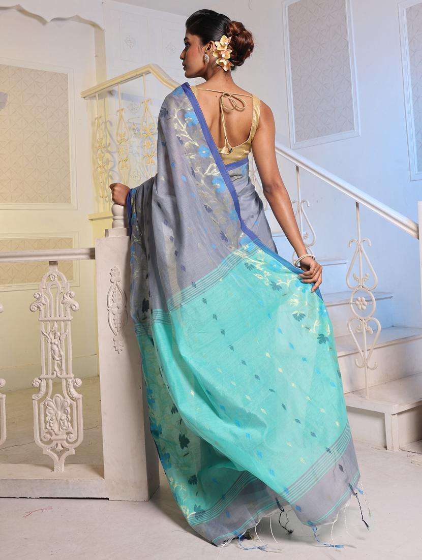 women self design handloom saree with blouse - 22043618 -  Standard Image - 1