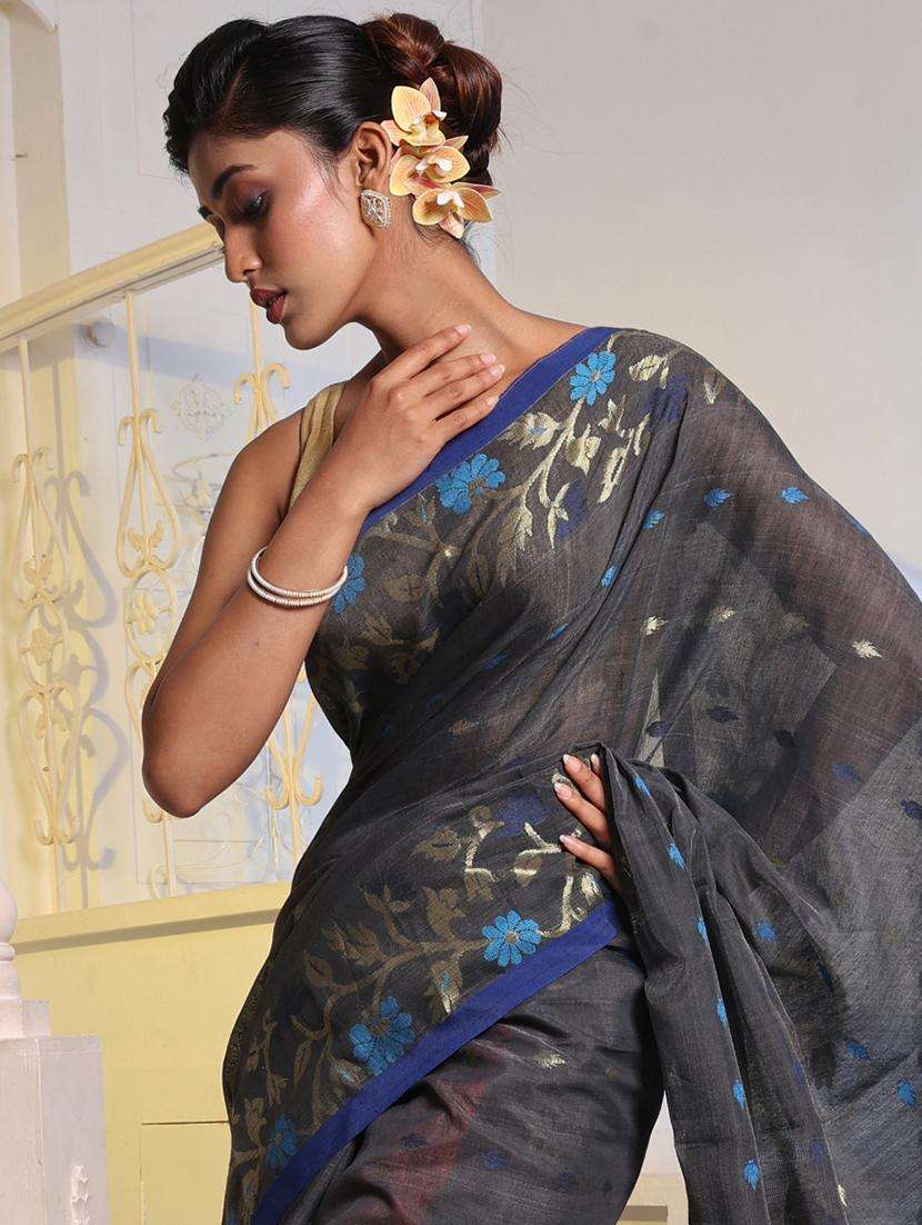 women self design handloom saree with blouse - 22043622 -  Standard Image - 1