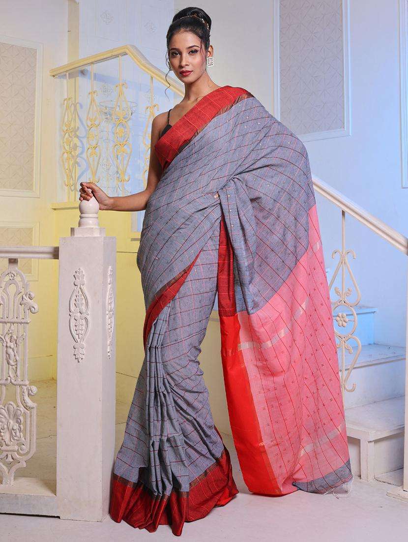 women checkered handloom saree with blouse