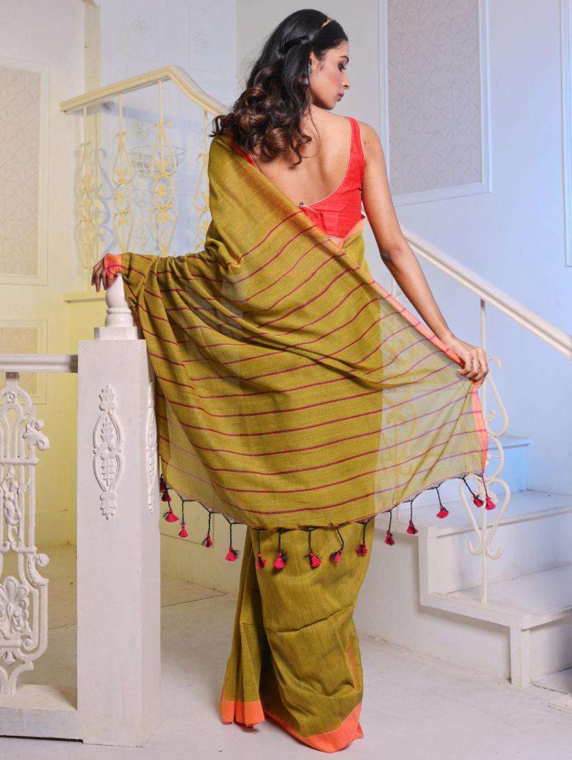 women solid handloom saree with blouse - 22043681 -  Standard Image - 1