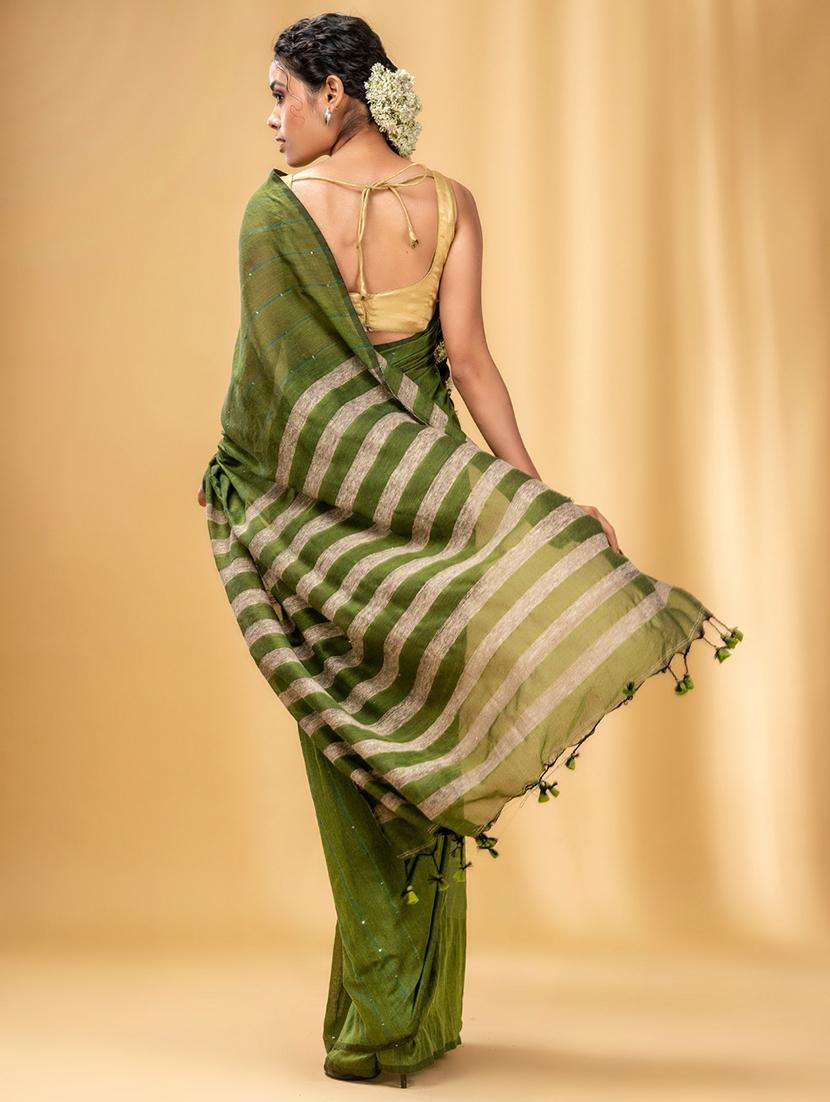 women self design handloom saree with blouse - 22043727 -  Standard Image - 1
