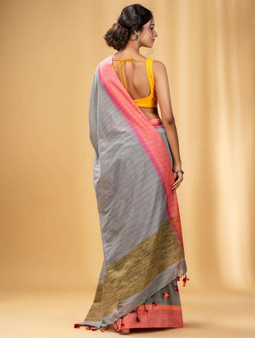women striped handloom saree with blouse - 22043755 -  Standard Image - 1