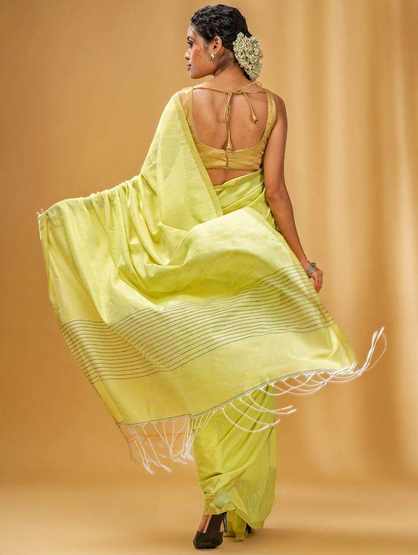 women solid handloom saree with blouse - 22043769 -  Standard Image - 1