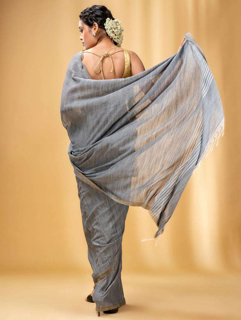 women solid handloom saree with blouse - 22043770 -  Standard Image - 1