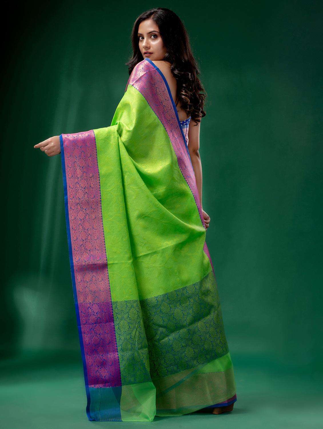 women self design bordered saree with blouse - 22043780 -  Standard Image - 1