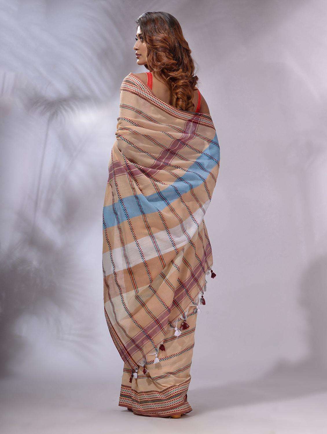 women self design handloom saree with blouse - 22043784 -  Standard Image - 1