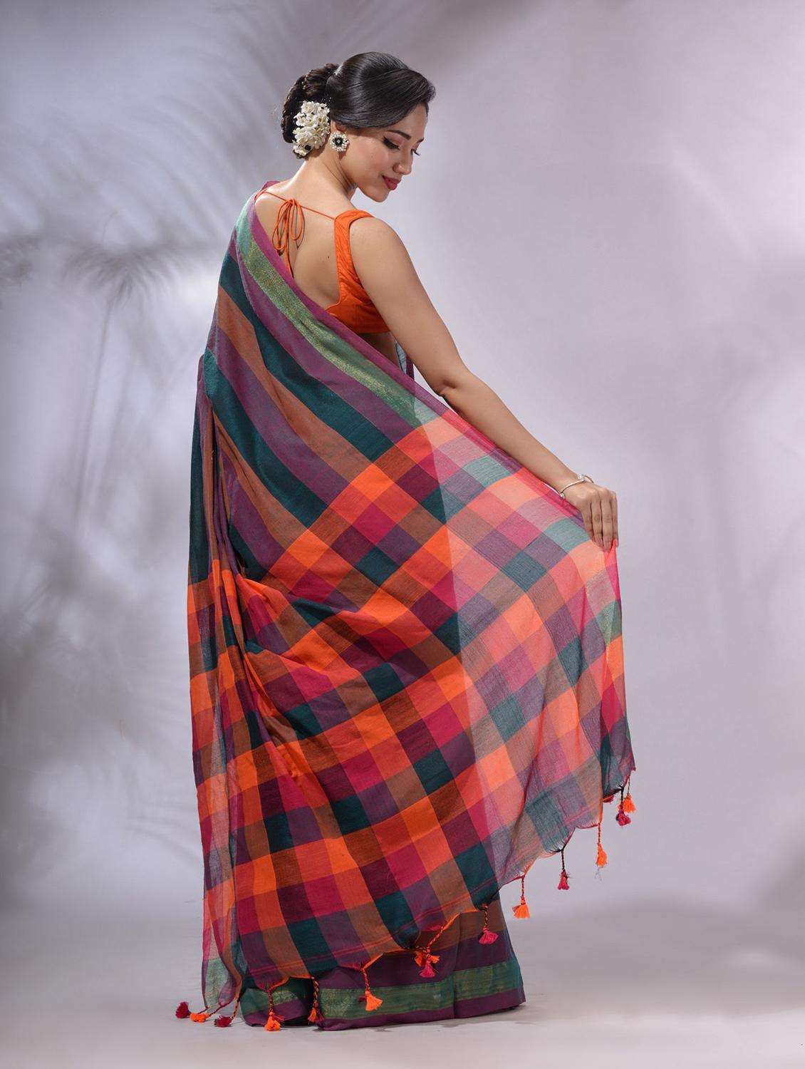 women striped handloom saree with blouse - 22043803 -  Standard Image - 1