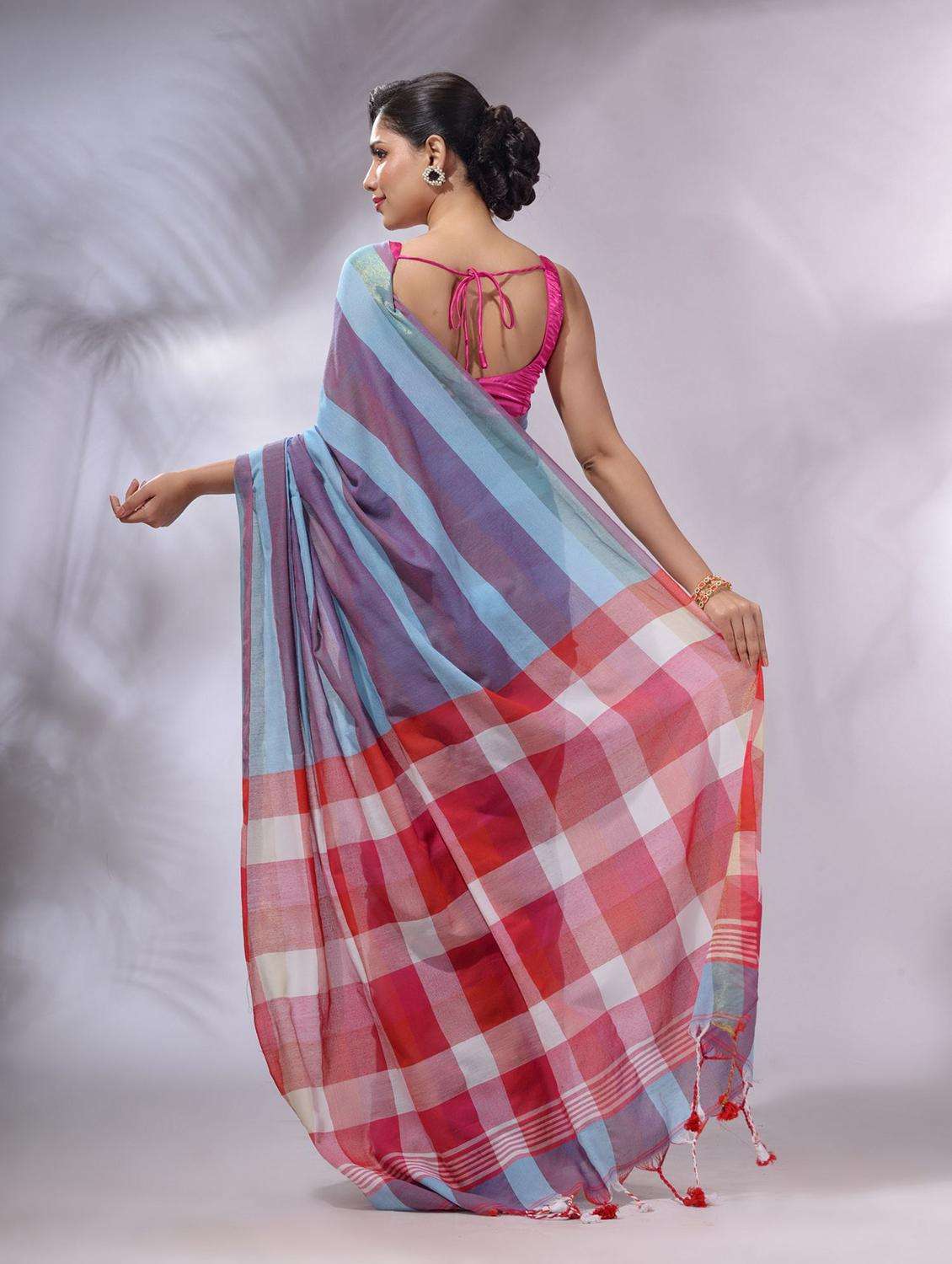 women striped handloom saree with blouse - 22043806 -  Standard Image - 1