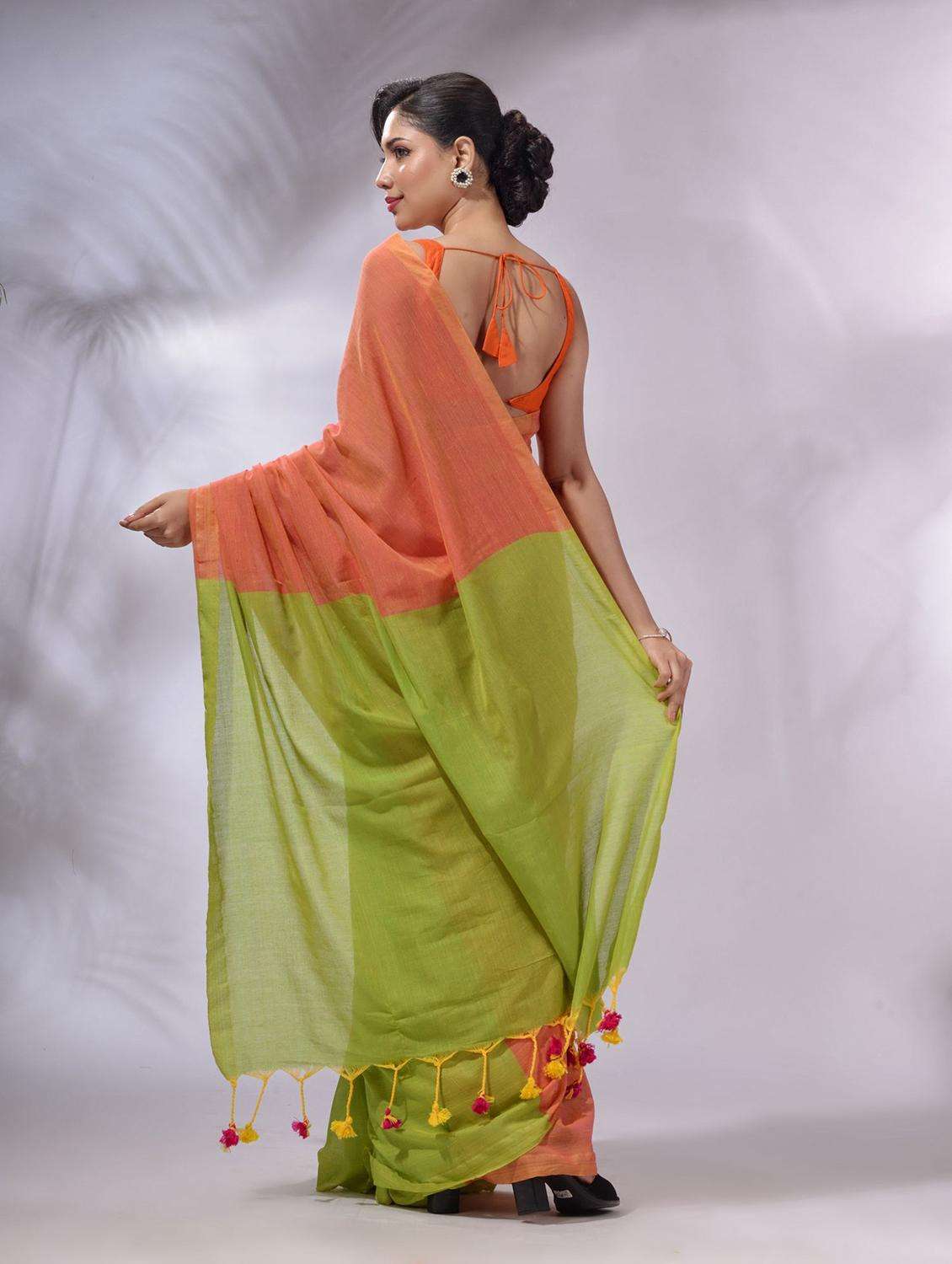 women solid handloom saree with blouse - 22043820 -  Standard Image - 1