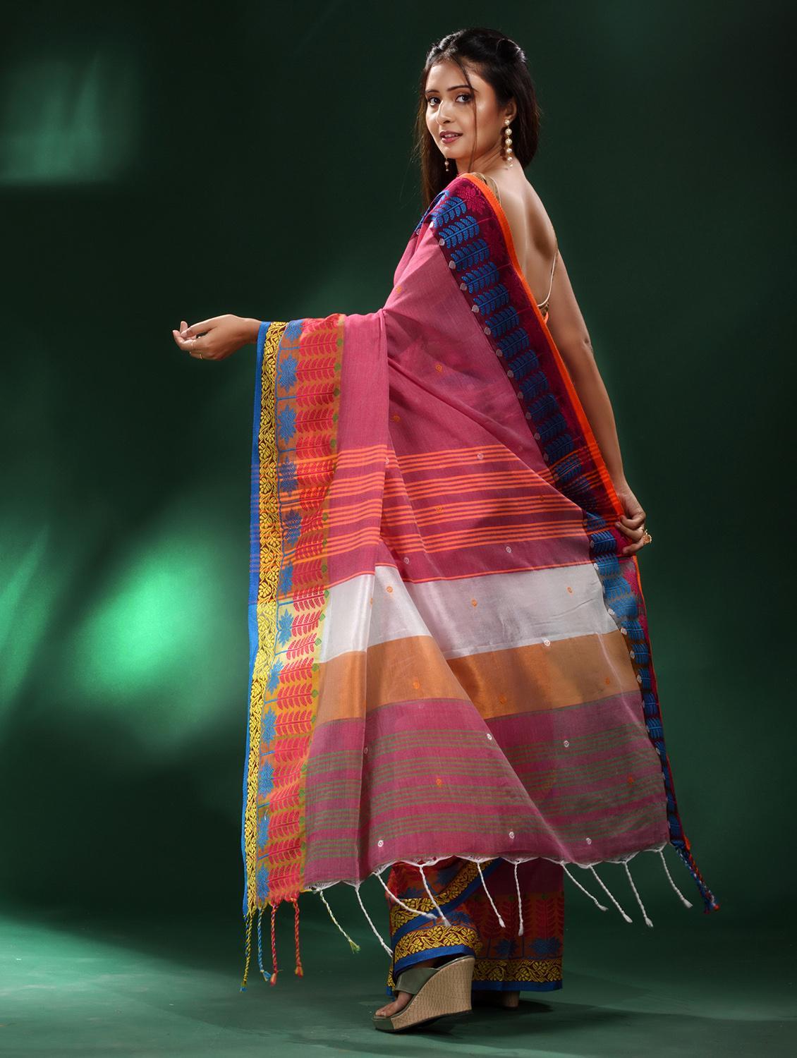 women self design handloom saree with blouse - 22043845 - Standard Image - 1
