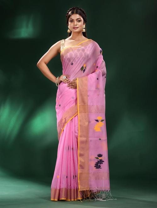 women self design handloom saree with blouse - 22043866 - Standard Image - 0
