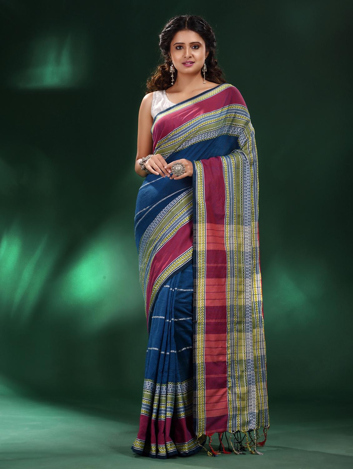 women self design handloom saree with blouse - 22043887 - Zoom Image - 0