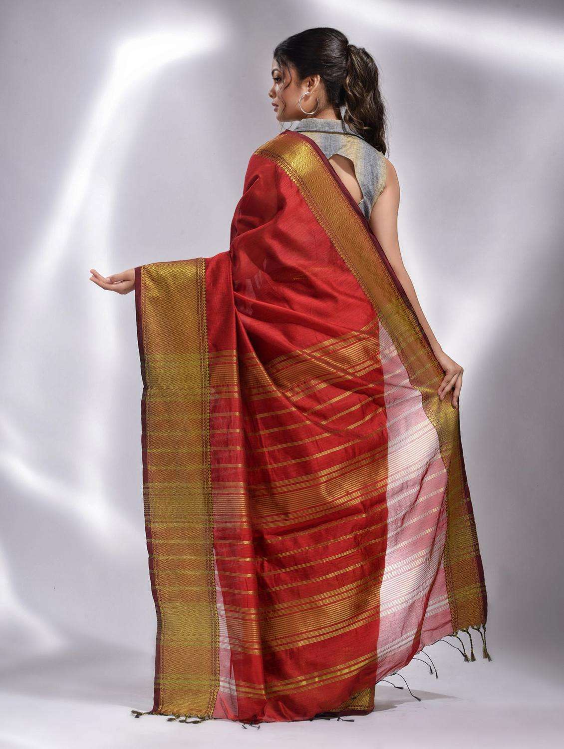 women solid with bordered saree with blouse - 22043900 -  Standard Image - 1