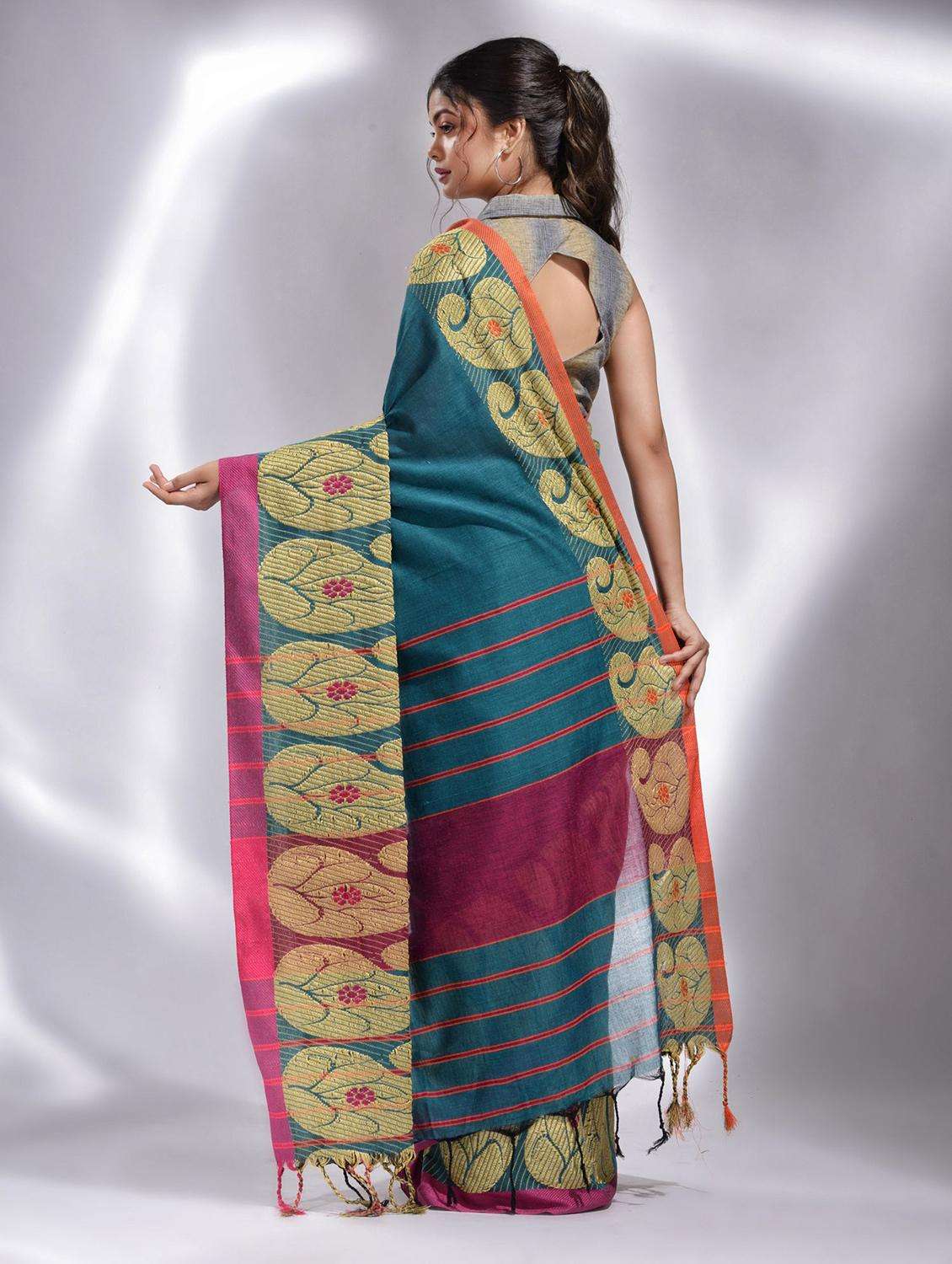 women solid with bordered saree with blouse - 22043906 -  Standard Image - 1