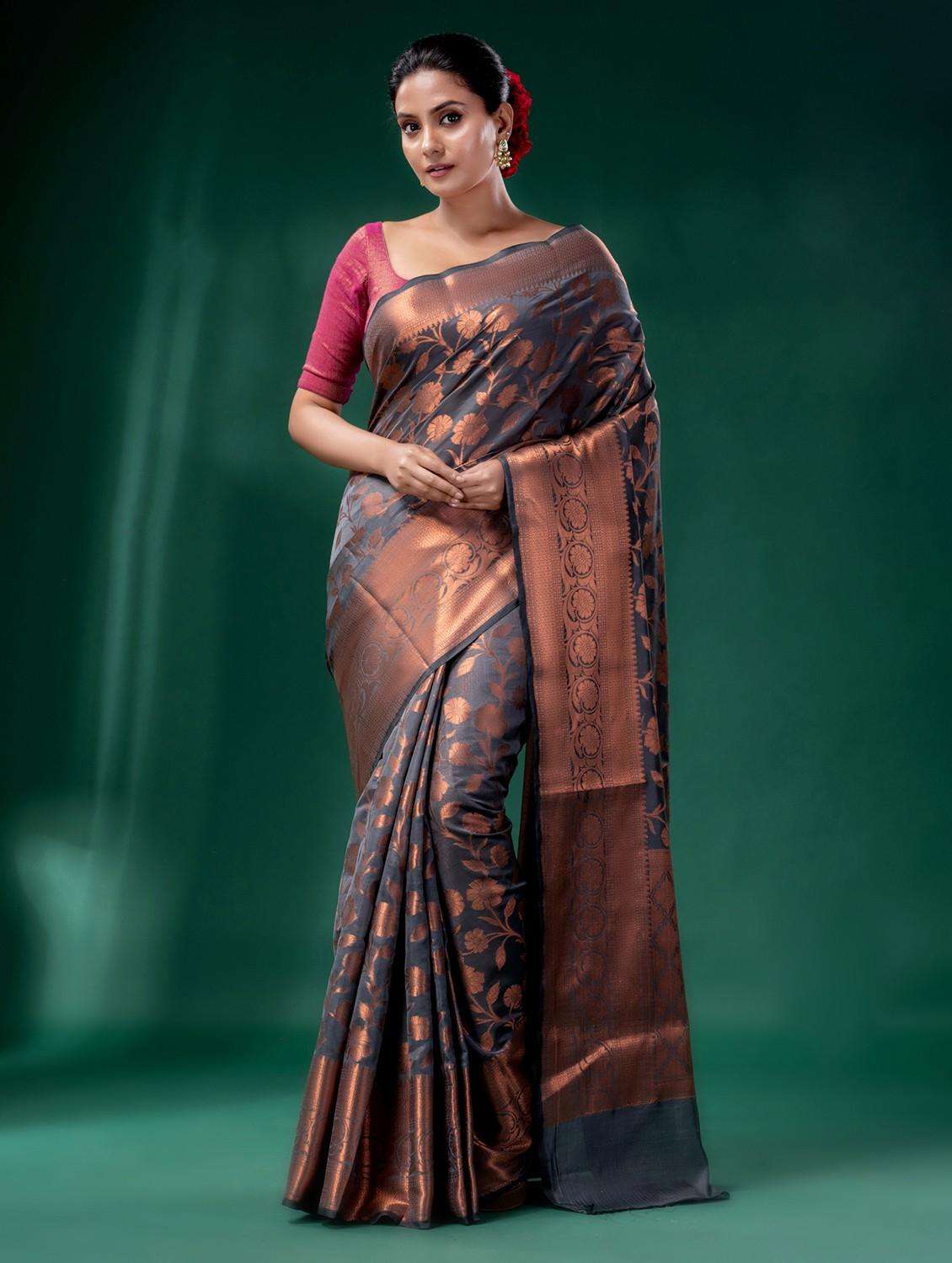 women self design banarasi saree with blouse - 22043931 -  Standard Image - 1