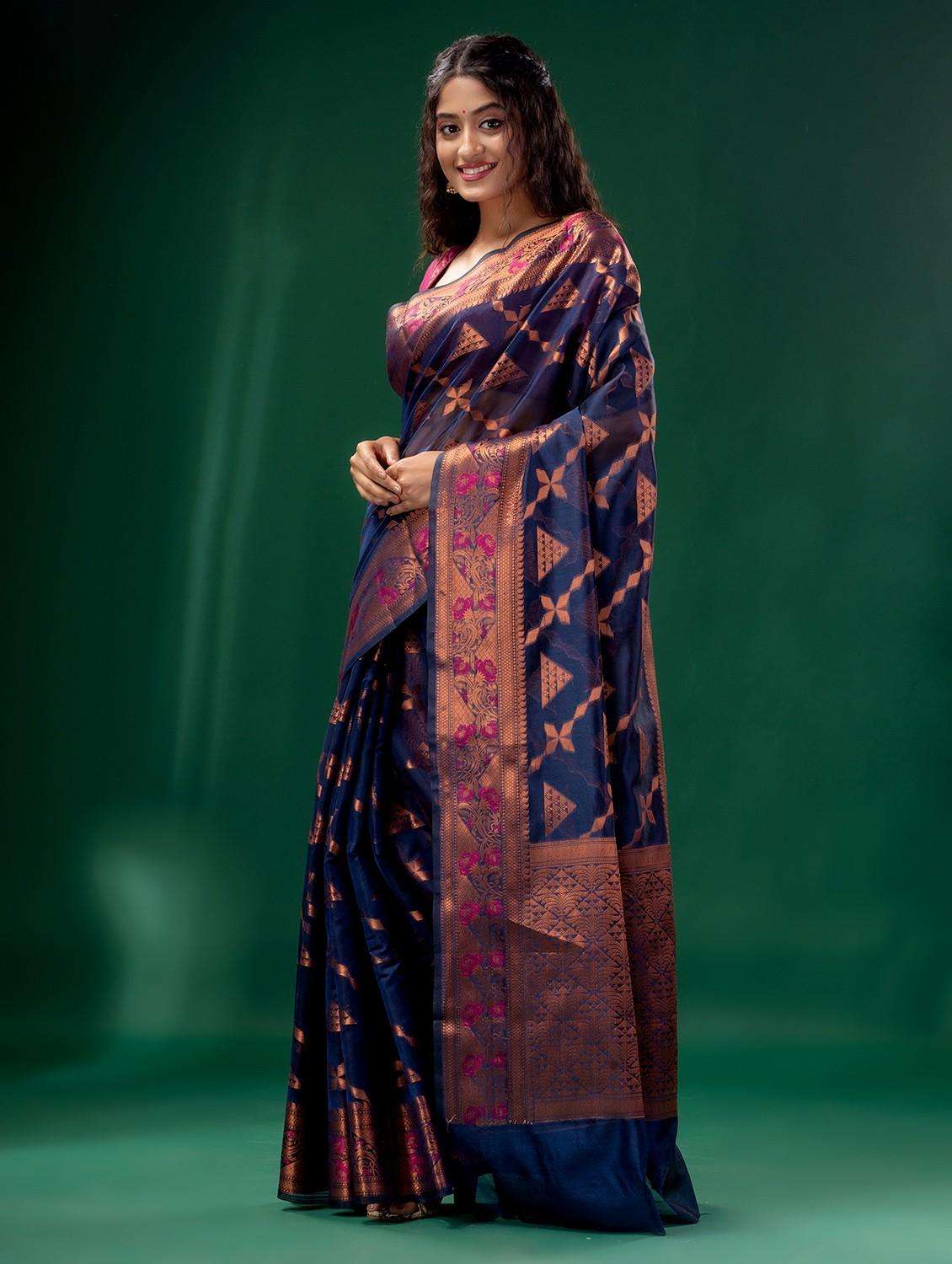 women self design banarasi saree with blouse - 22043947 -  Standard Image - 1