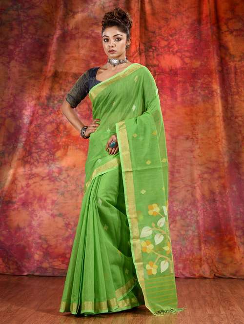 women self design handloom saree with blouse - 22043999 - Standard Image - 0