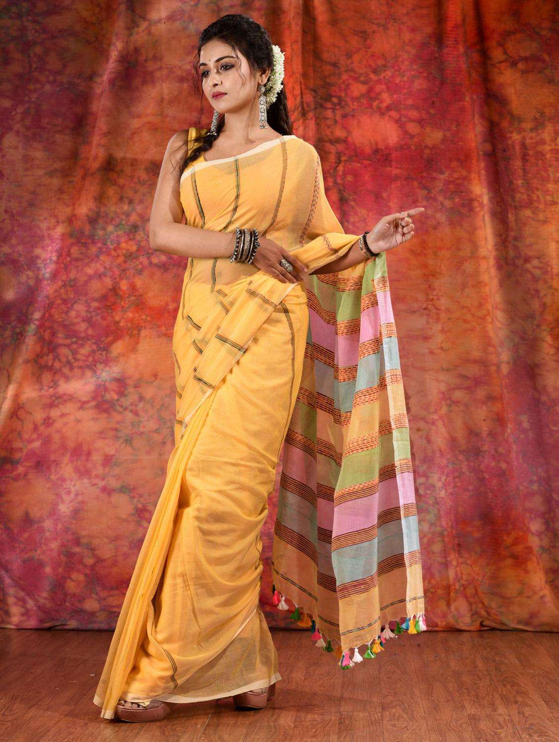 women self design handloom saree with blouse - 22044009 -  Standard Image - 1