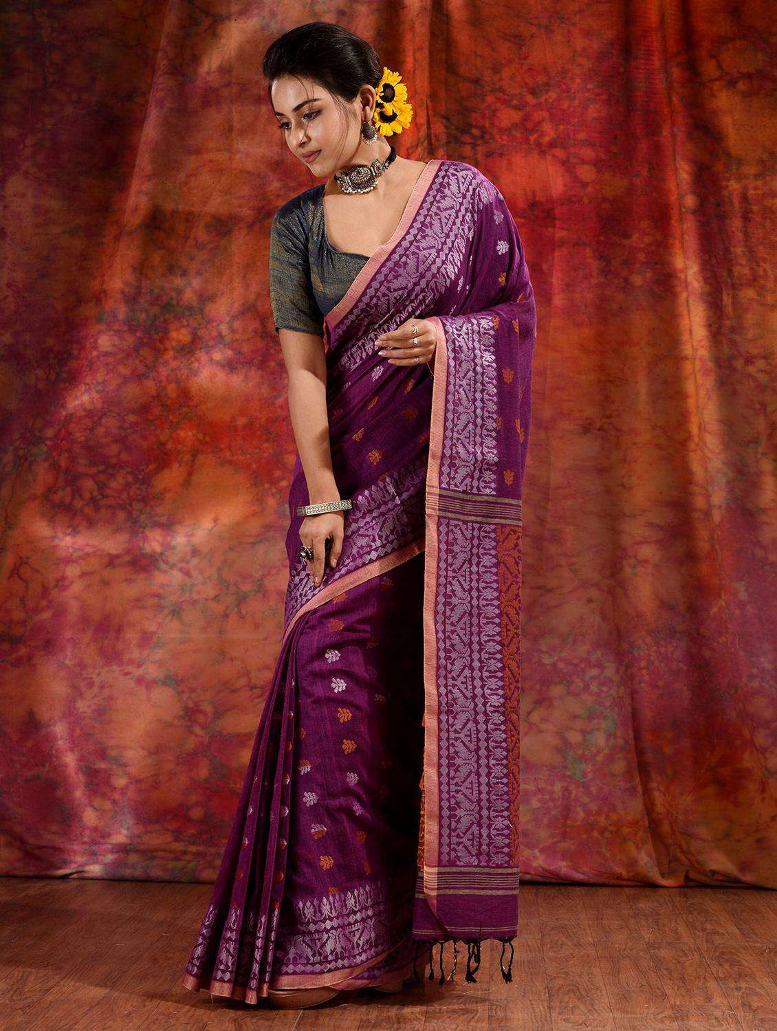 women self design handloom saree with blouse - 22044020 -  Standard Image - 1