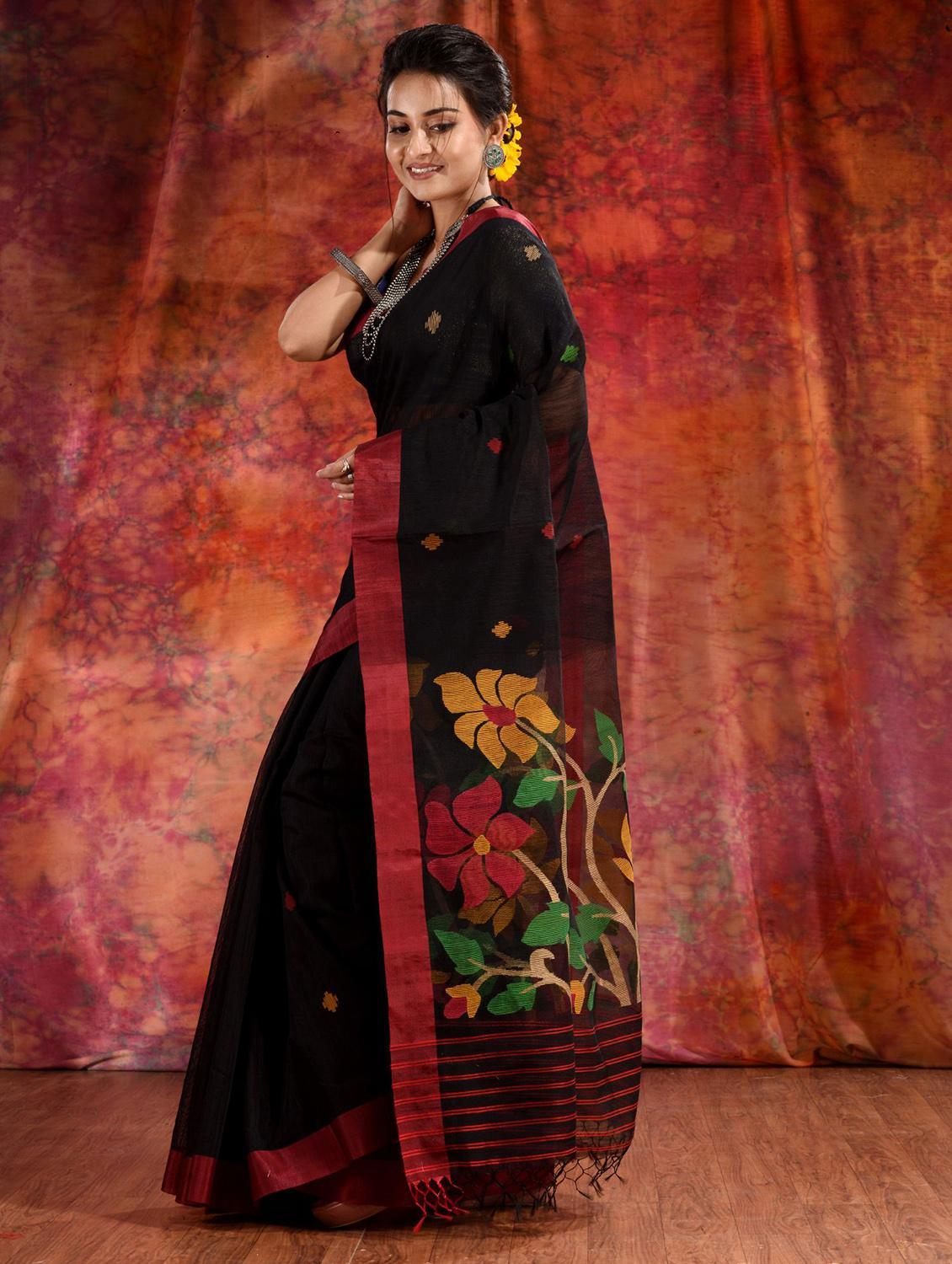 women self design handloom saree with blouse - 22044025 - Standard Image - 1