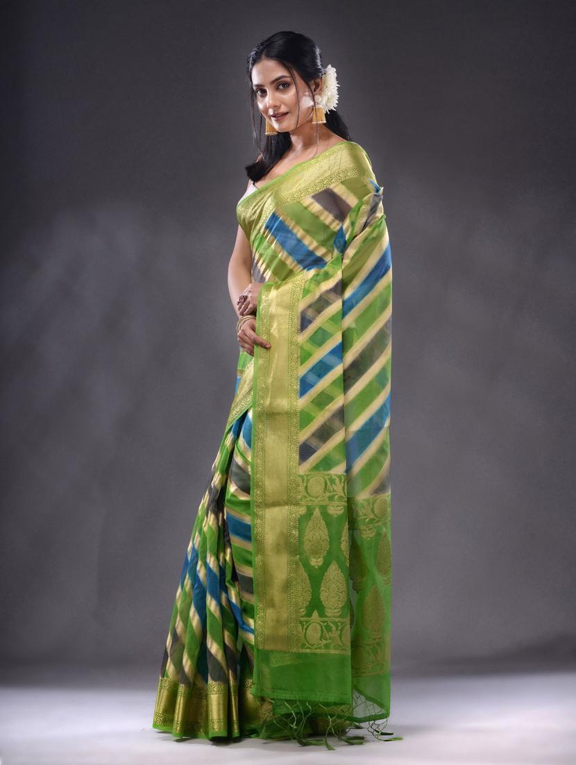 women self design bordered saree with blouse - 22044094 - Standard Image - 1