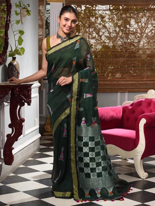 women self design handloom saree with blouse - 22044106 - Standard Image - 0