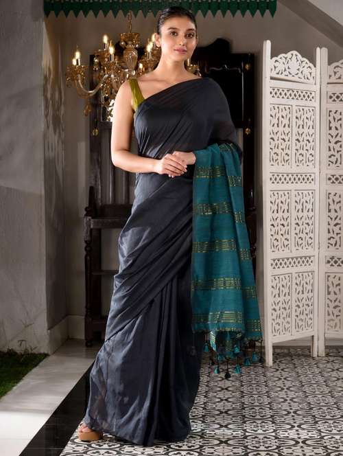 women solid handloom saree with blouse - 22044113 - Standard Image - 0