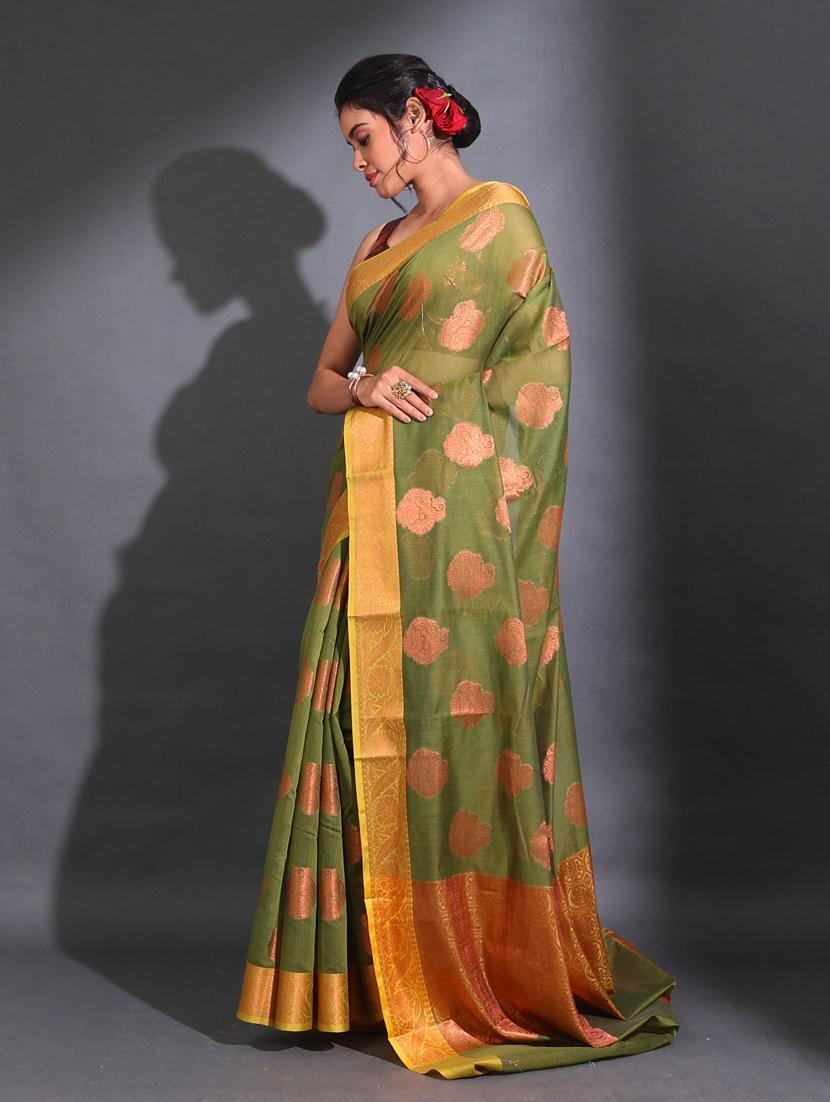 women self design bordered saree with blouse - 22044141 - Standard Image - 1
