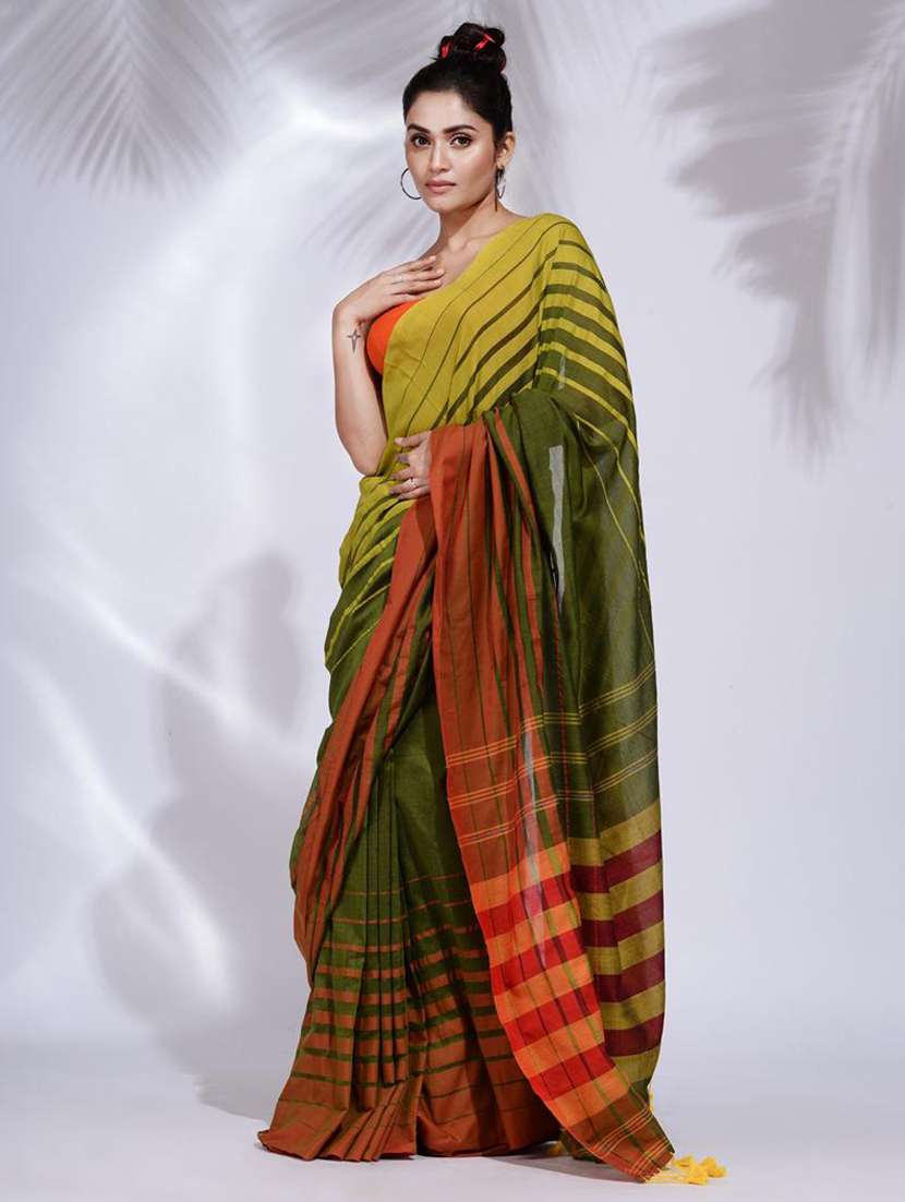 women striped handloom saree with blouse - 22045678 -  Standard Image - 1