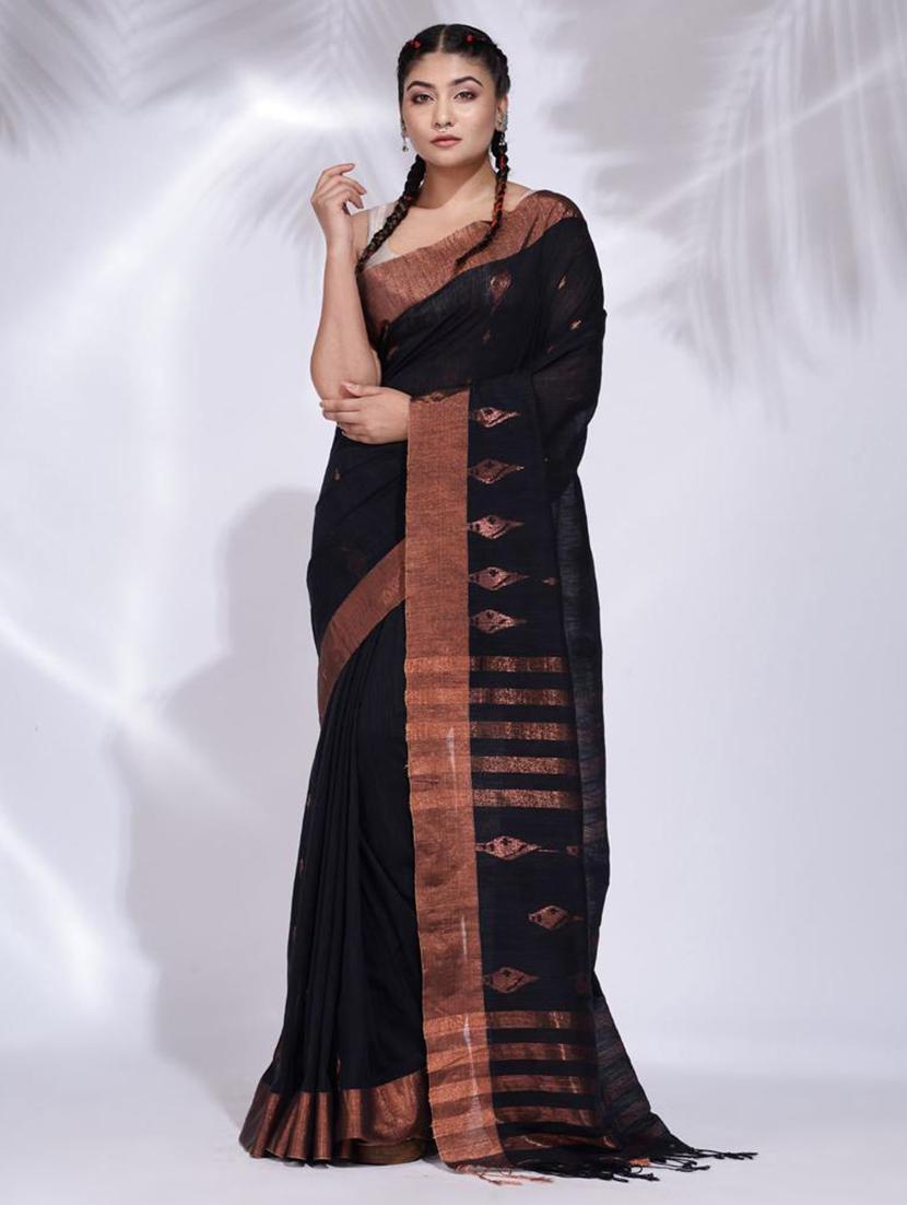women self design handloom saree with blouse - 22045686 - Standard Image - 1