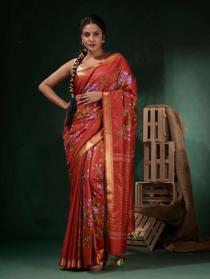 women floral printed saree with blouse