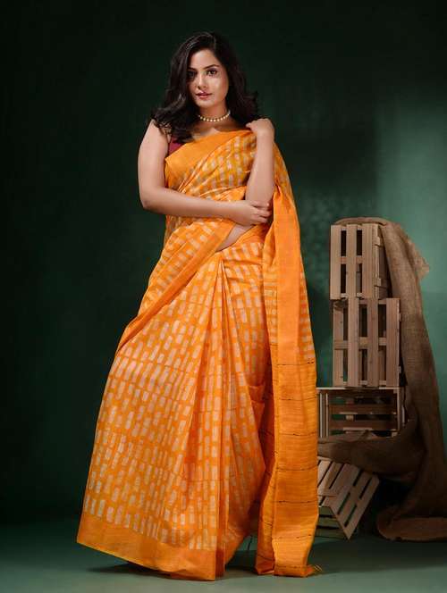 women printed bordered saree with blouse - 22045788 - Standard Image - 0