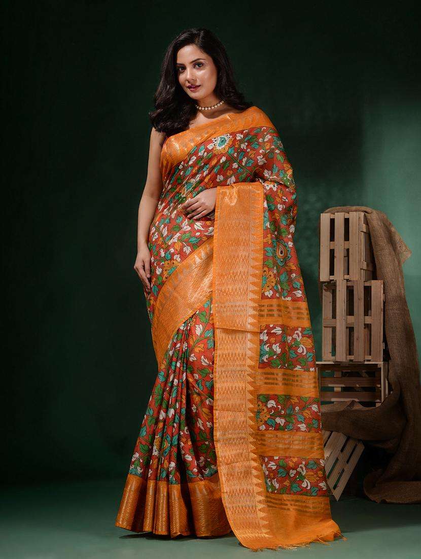 women printed bordered saree with blouse