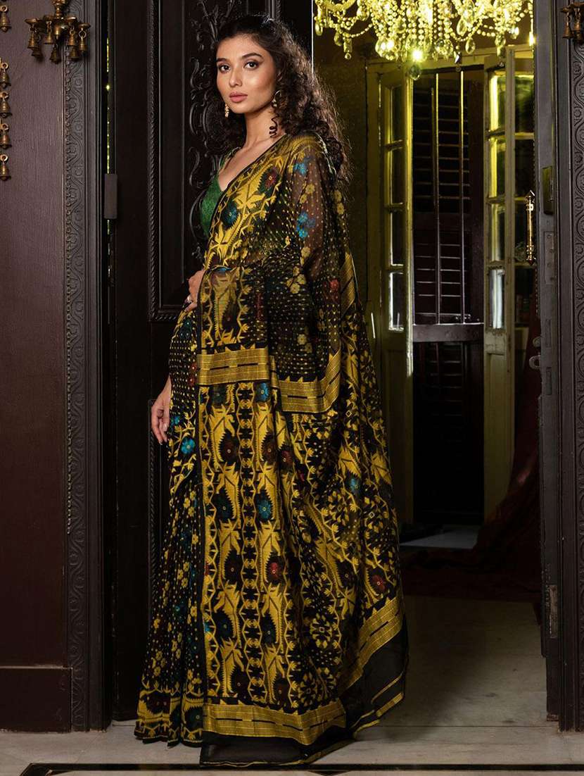 women self design jamdani saree with blouse - 22045837 -  Standard Image - 1