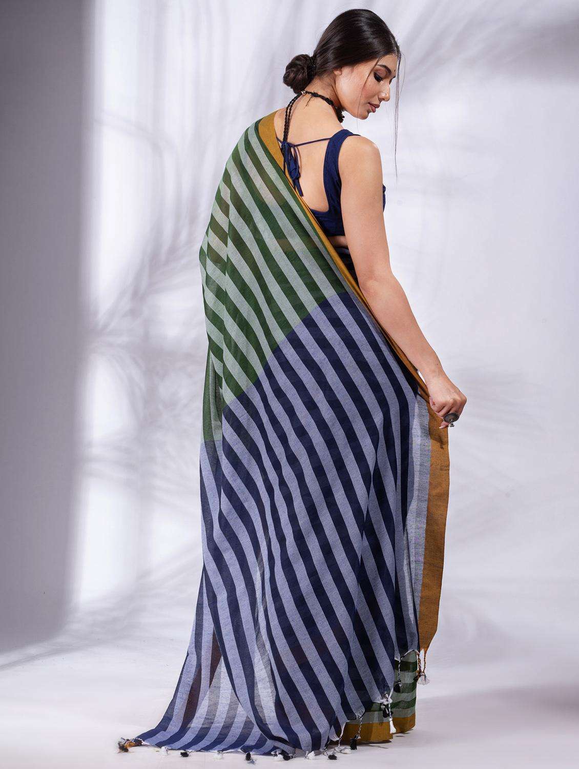 women striped handloom saree with blouse - 22045852 -  Standard Image - 1