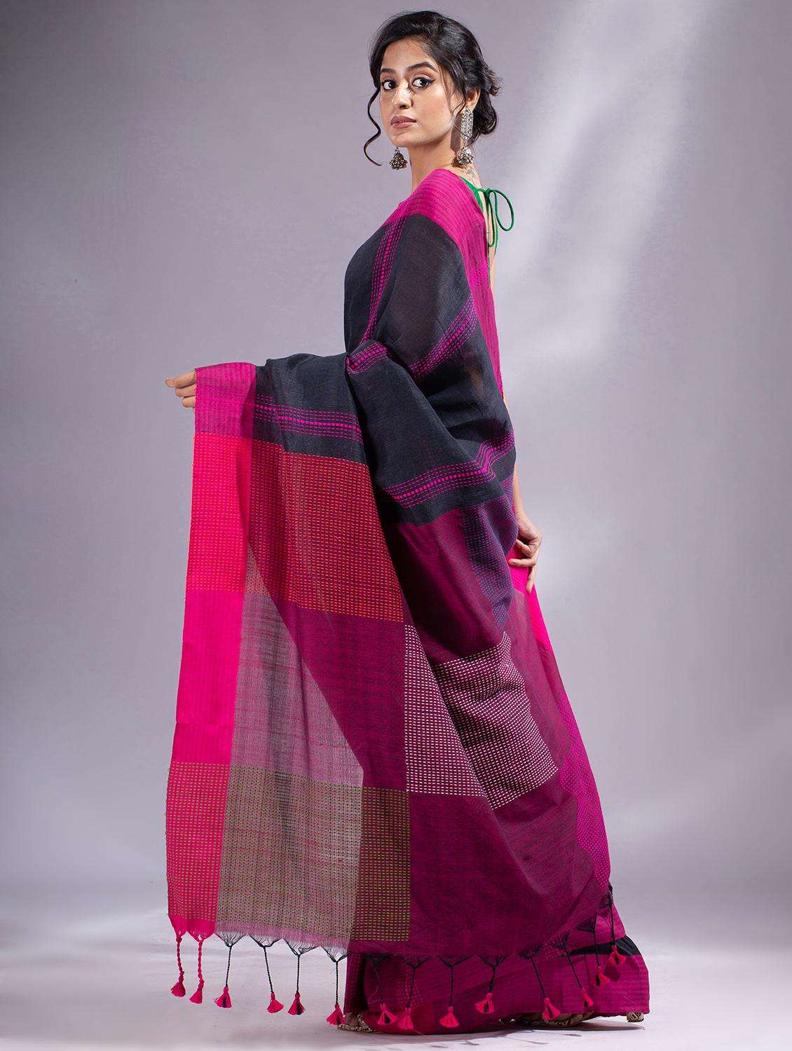 women self design handloom saree with blouse - 22045874 -  Standard Image - 1