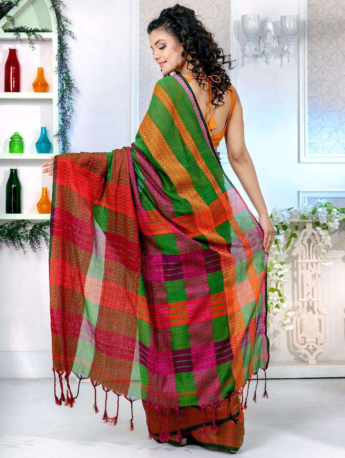 women self design handloom saree with blouse - 22045885 -  Standard Image - 1