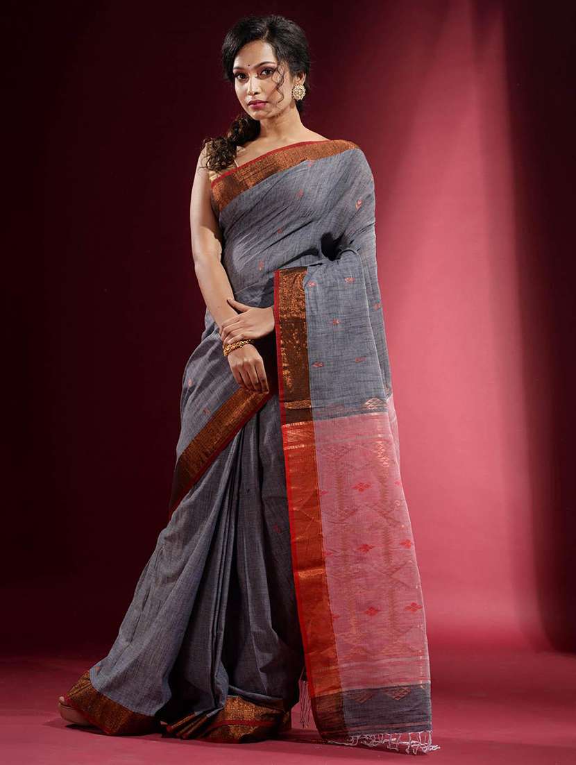 women self design bordered saree with blouse - 22045996 -  Standard Image - 1