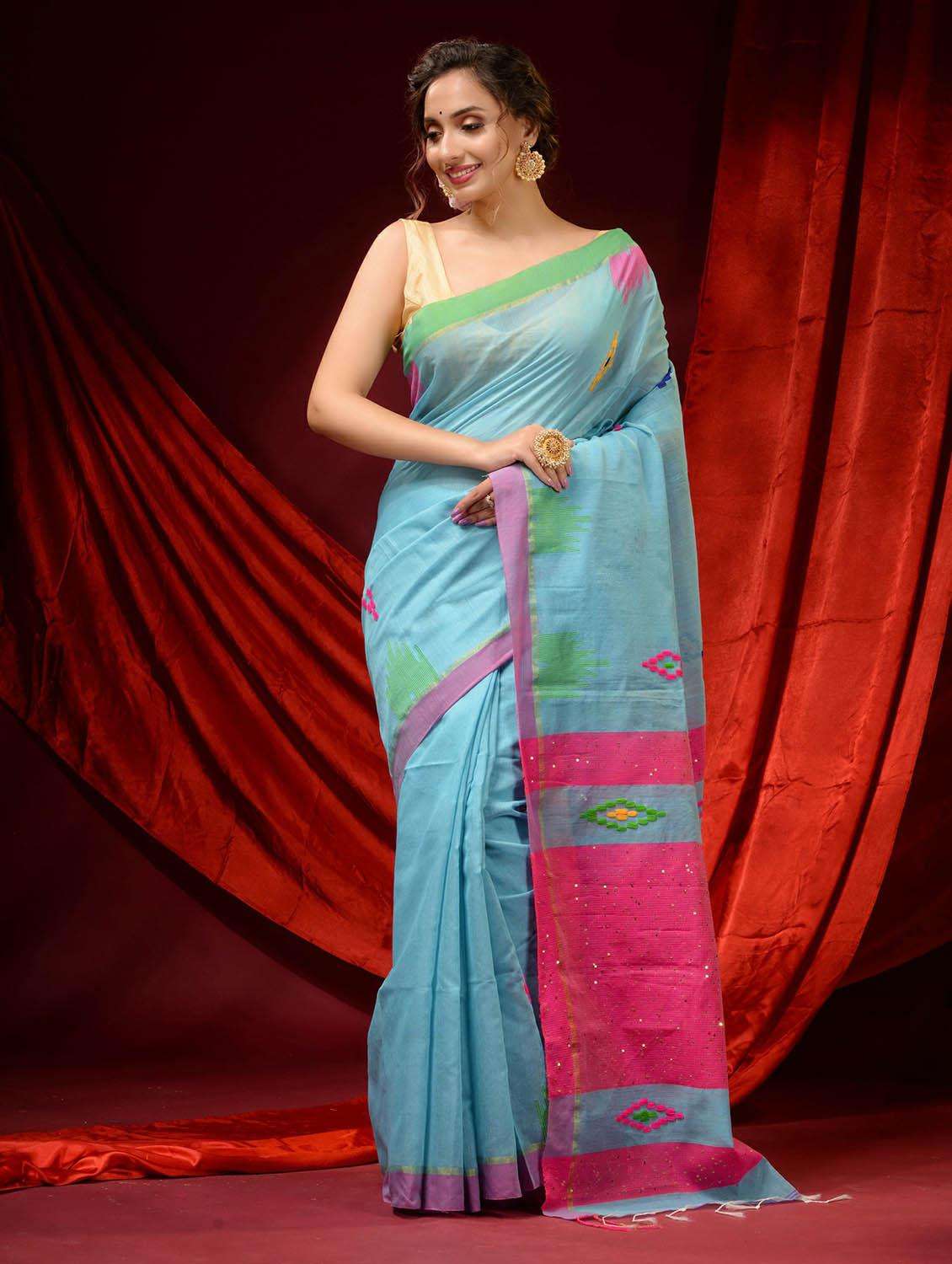 women self design handloom saree with blouse - 22046032 -  Standard Image - 1