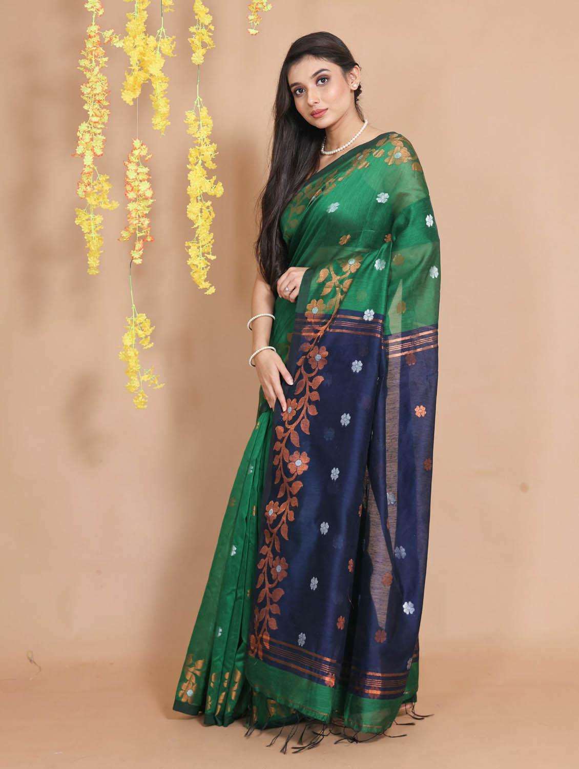 women self design bordered saree with blouse - 22046042 -  Standard Image - 1