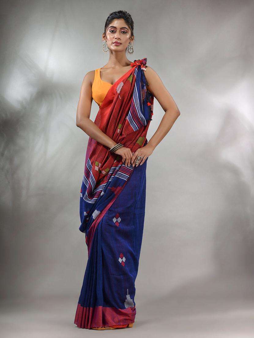 women self design handloom saree with blouse - 22046068 -  Standard Image - 1